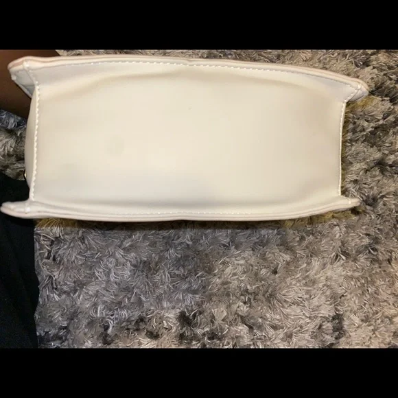 JustFab Crossbody - Picture 5 of 5